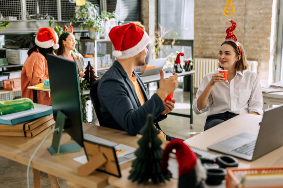Advice-Centre-Blog-Featured-Header-Christmas-Safety-in-the-Workplace Office Christmas Celebrations